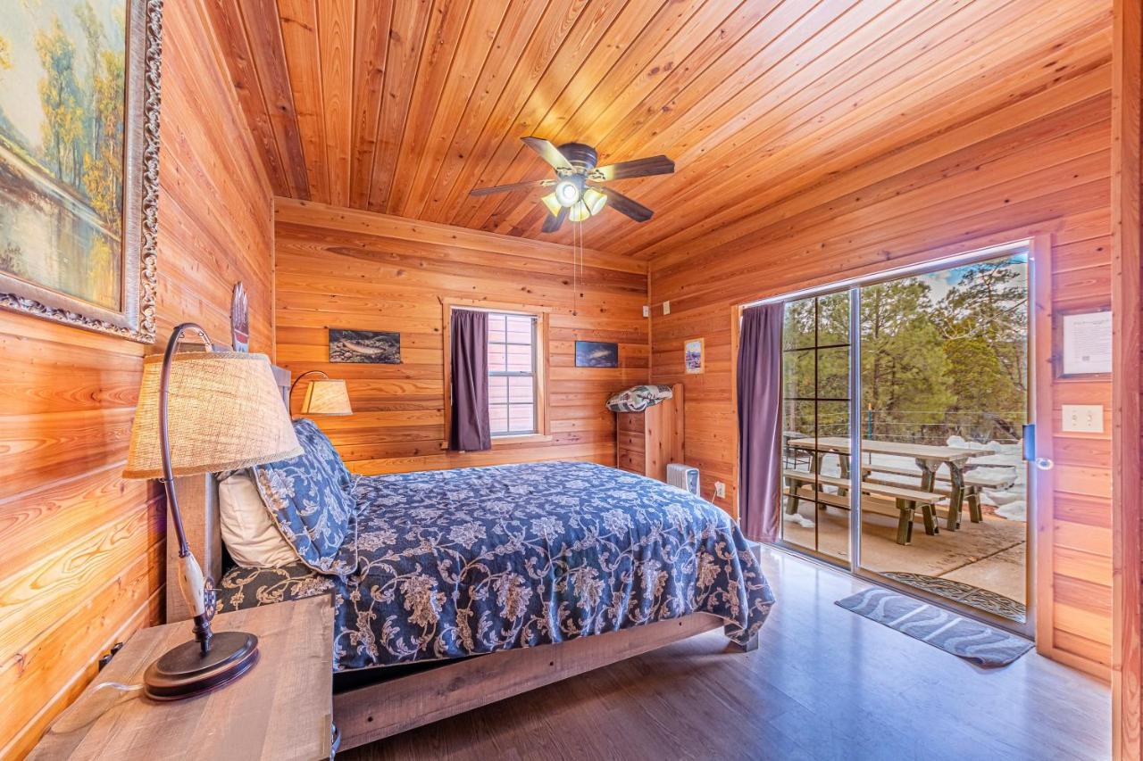 Cabin #4 The Wolves Den - Pet Friendly- Sleeps 6 - Playground & Game Room Payson Zewnętrze zdjęcie